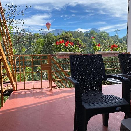 Munnar Bnb Екстериор снимка